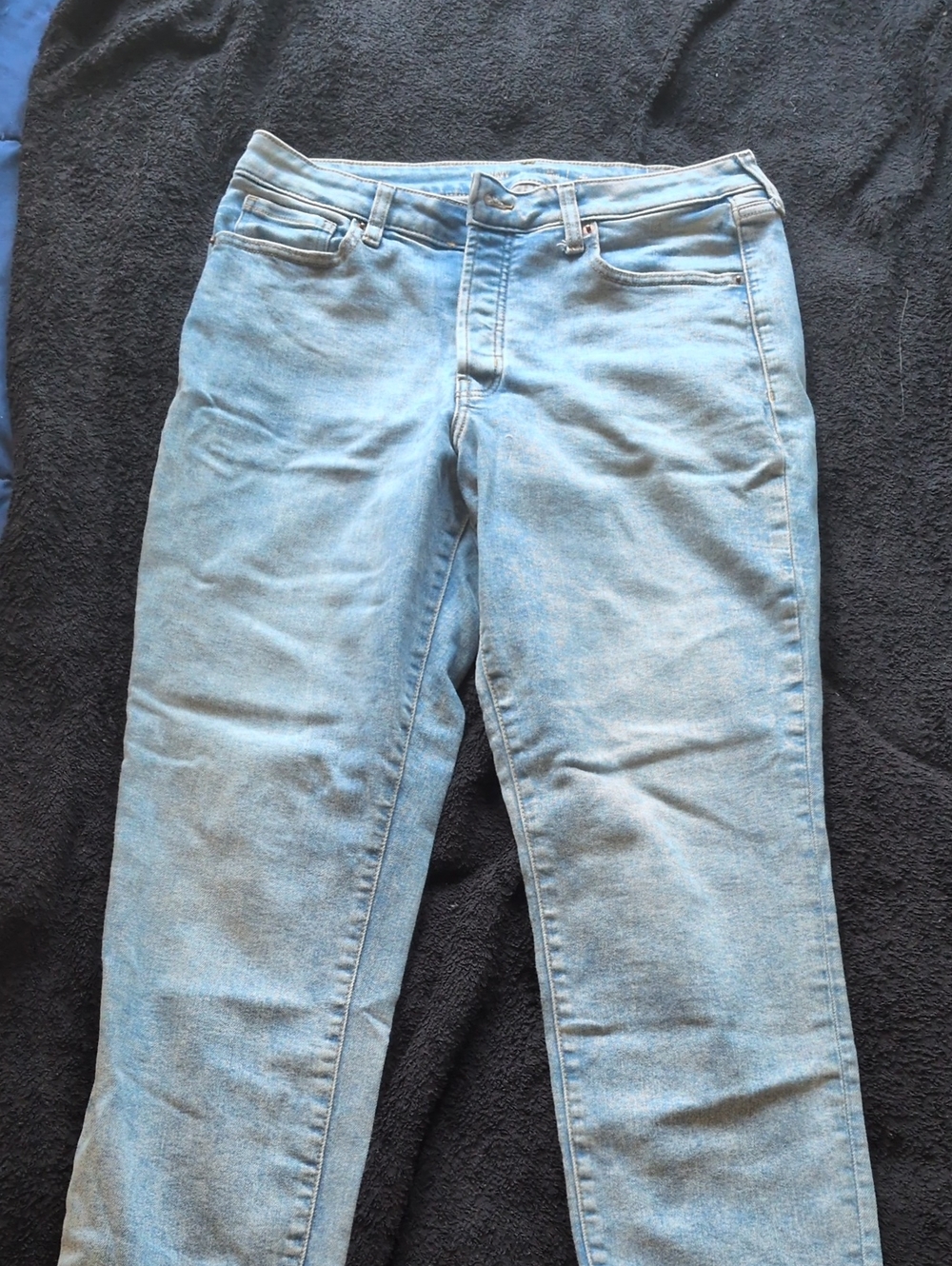 Old Navy Women's High-Rise Light Blue Jeans